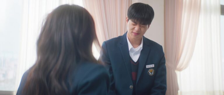 Head Over Heels (2025) Season 1 (1)